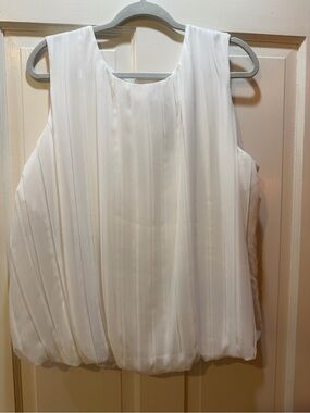 Calvin Klein NWT Pleated Bubble-Hem Blouse | Size 2X | White